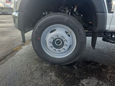 New 2025 Ford F550 XL image 25