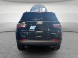Used 2017 Jeep Compass Latitude w/ Popular Equipment Group image 5
