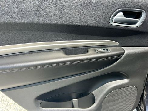 Used 2019 Dodge Durango SXT RWD image 15