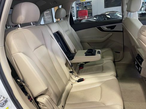 Used 2019 Audi Q7 2.0T Premium Plus w/ Premium Plus Package AWD/4WD image 48