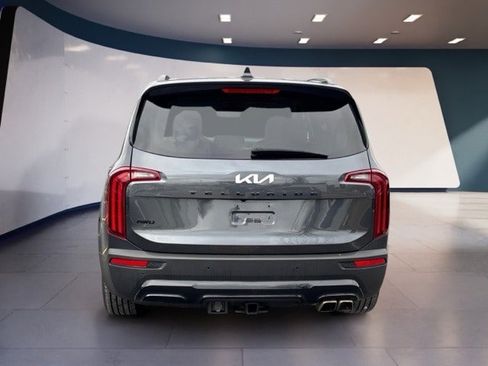 Certified 2022 Kia Telluride SX w/ SX Prestige Package image 4