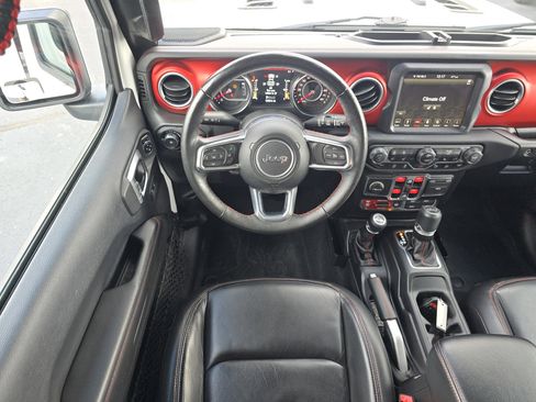 Used 2018 Jeep Wrangler Unlimited Rubicon image 31