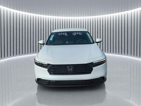 Certified 2025 Honda Accord LX image 11