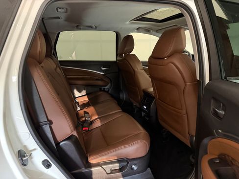 Used 2019 Acura MDX w/ Technology Package AWD/4WD image 34