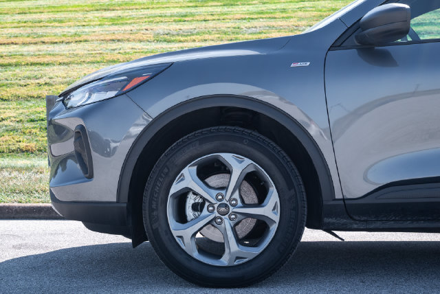 Used 2025 Ford Escape ST-Line AWD/4WD image 27