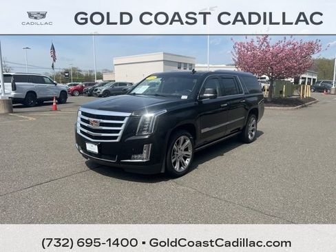 Used 2019 Cadillac Escalade ESV Premium Luxury image 1