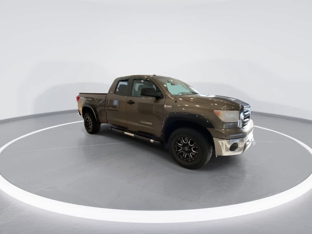 Used 2011 Toyota Tundra 4x4 Double Cab w/ TRD Off-Road Pkg image 2