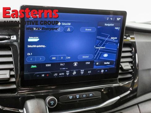 Used 2023 Ford Transit 350 XLT image 19