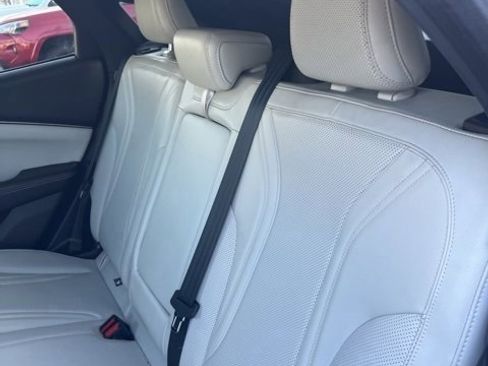 Used 2021 Ford Mustang Mach-E Premium image 9