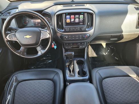 Used 2017 Chevrolet Colorado Z71 AWD/4WD image 22