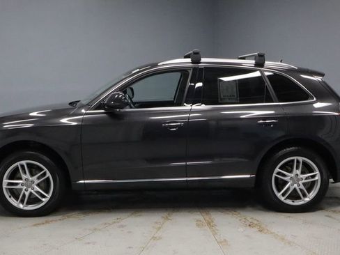 Used 2017 Audi Q5 2.0T Premium Plus w/ Technology Package image 8