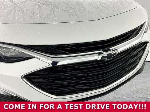Used 2024 Chevrolet Malibu RS w/ LPO, Floor Liner Package FWD image 28