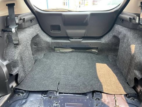 Used 2013 Ford Fiesta SE FWD image 22