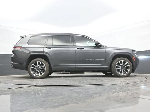 Used 2021 Jeep Grand Cherokee L Overland w/ Luxury Tech Group IV AWD/4WD image 61