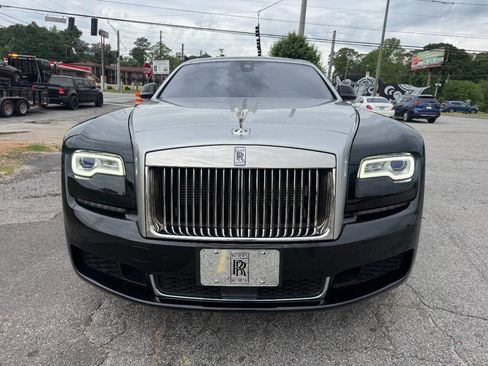 Used 2019 Rolls-Royce Ghost image 8