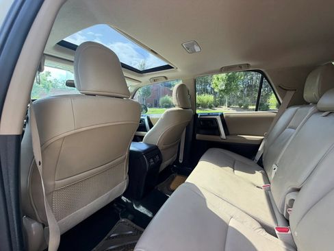 Used 2012 Toyota 4Runner Limited RWD image 19