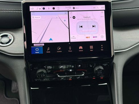 New 2025 Jeep Grand Cherokee L Limited w/ Luxury Tech Group II image 14