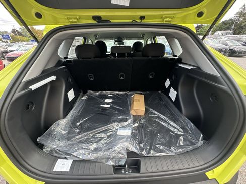 New 2026 Hyundai Kona SE image 18