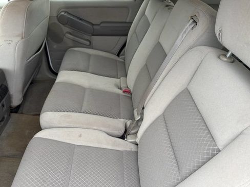 Used 2006 Ford Explorer XLS RWD image 16