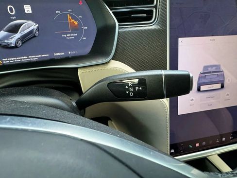 Used 2018 Tesla Model X 100D AWD/4WD image 18