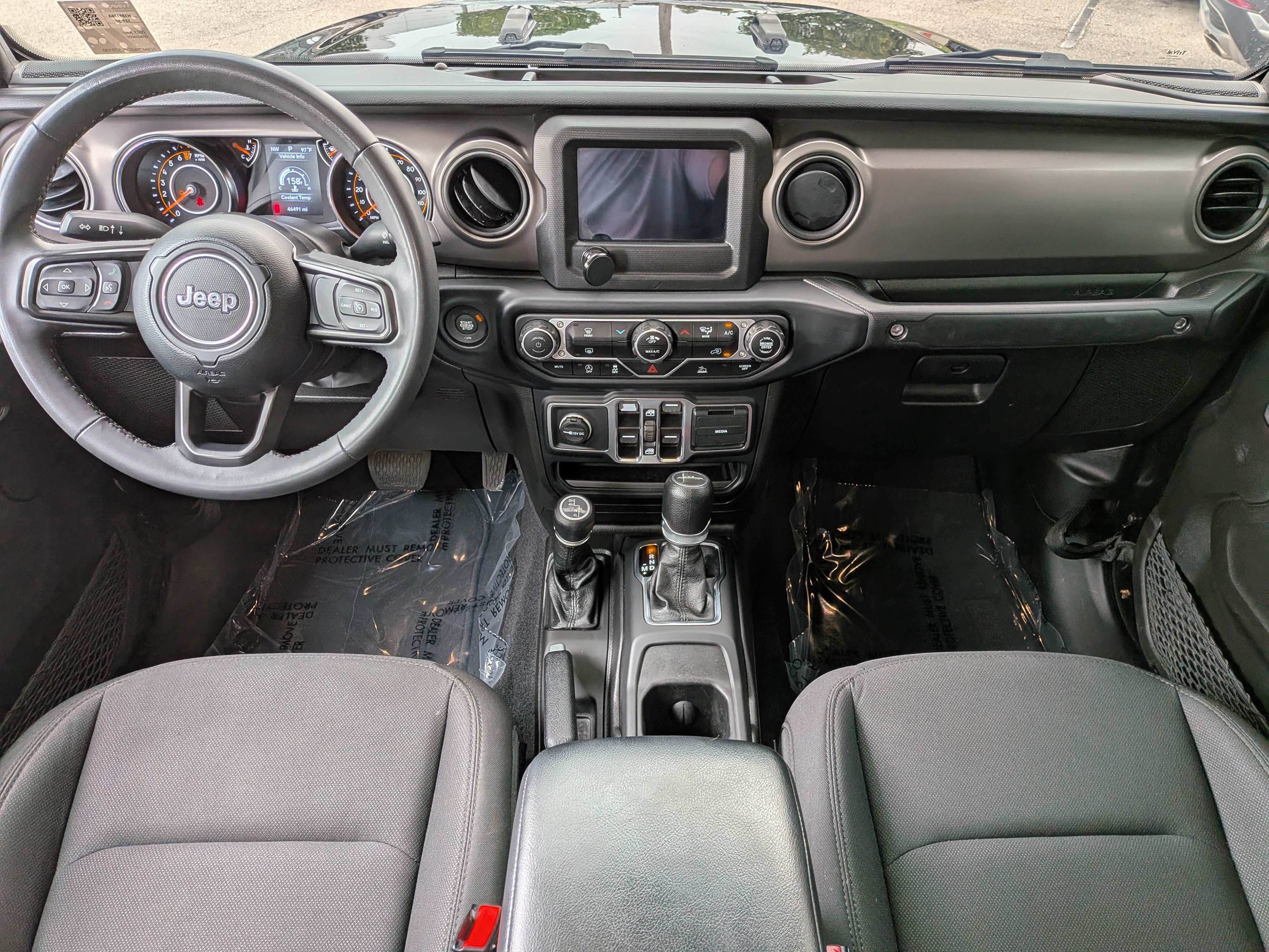 Used 2023 Jeep Gladiator Sport AWD/4WD image 16
