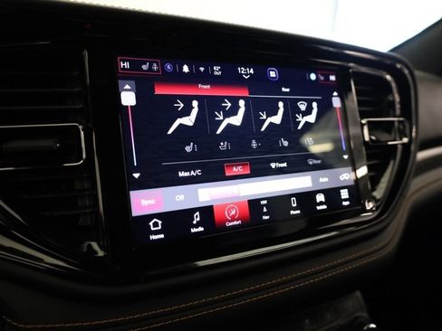 Used 2023 Dodge Durango R/T image 18