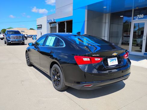 Used 2025 Chevrolet Malibu LT FWD image 7
