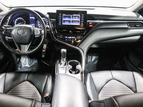 Certified 2022 Toyota Camry SE FWD image 13