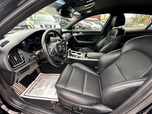 Used 2018 Kia Stinger GT AWD/4WD image 9