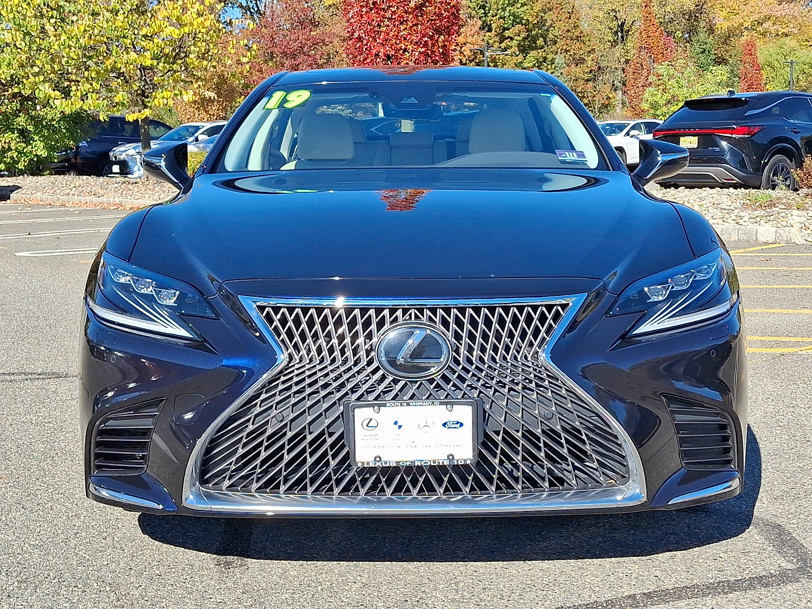 Used 2019 Lexus LS 500 AWD w/ Accessory Package (Z2) image 2