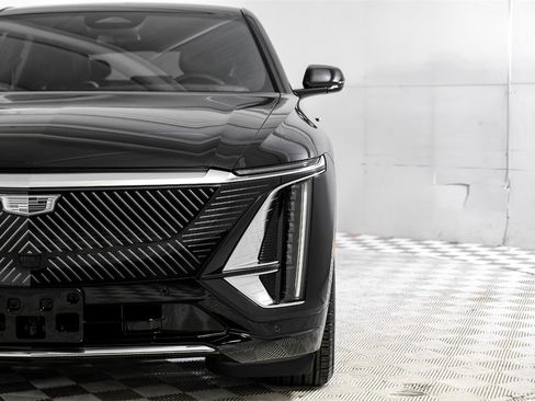 Used 2024 Cadillac Lyriq Tech image 49