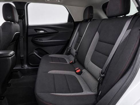 Used 2025 Chevrolet TrailBlazer LS w/ LS Convenience Package AWD/4WD image 13