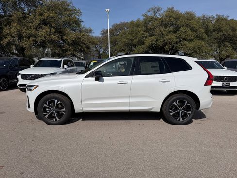New 2026 Volvo XC60 B5 Core image 3