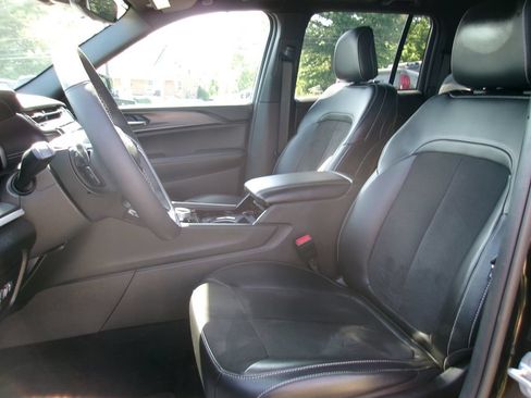Certified 2023 Jeep Grand Cherokee Altitude AWD/4WD image 7