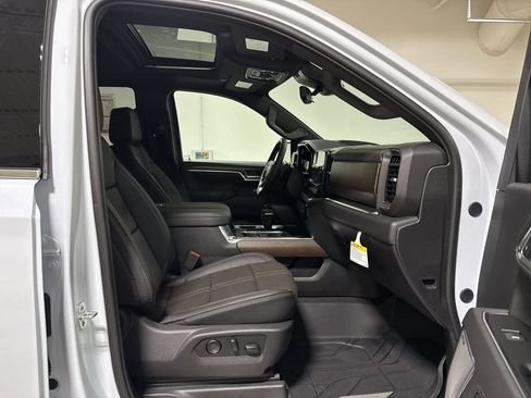 New 2026 Chevrolet Silverado 1500 High Country AWD/4WD image 23