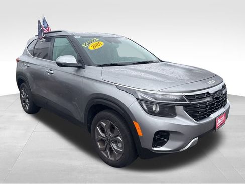 Certified 2024 Kia Seltos S image 10