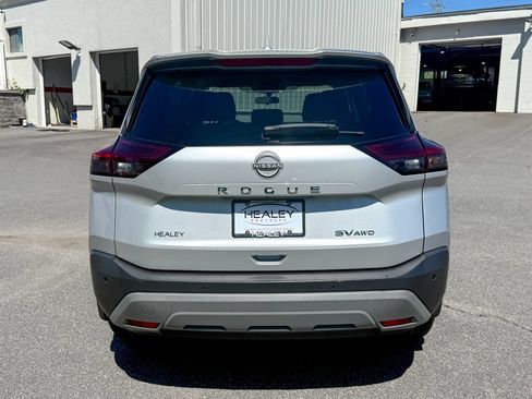 Used 2023 Nissan Rogue SV AWD/4WD image 6