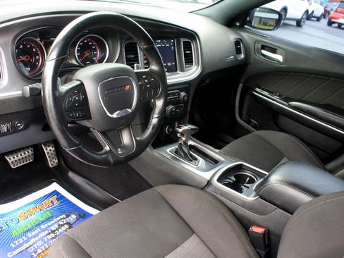 Used 2020 Dodge Charger R/T image 13