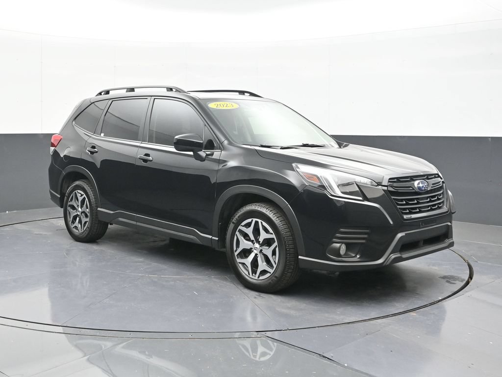 Used 2023 Subaru Forester Premium AWD/4WD image 15