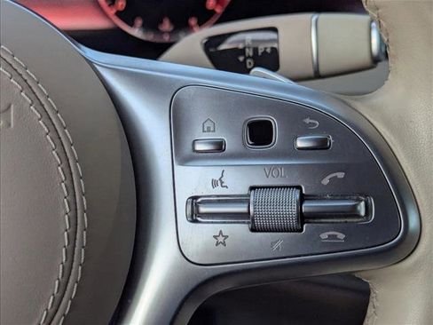 Used 2019 Mercedes-Benz S 560 Sedan image 18