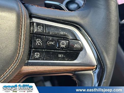 Used 2023 Jeep Grand Cherokee Summit w/ Adv Protech Group IV AWD/4WD image 32