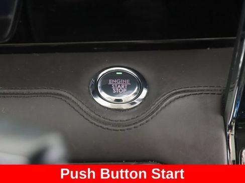 Used 2021 Lincoln Navigator Black Label w/ Special Edition Package AWD/4WD image 24