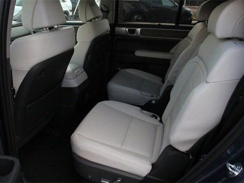 New 2026 Hyundai Santa Fe Limited image 14