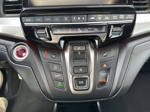 Used 2025 Honda Odyssey Sport-L image 31