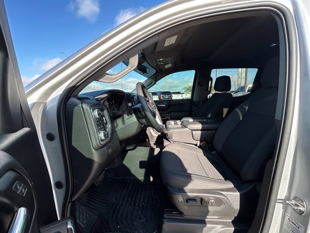Used 2020 GMC Sierra 1500 Elevation w/ Elevation Value Package AWD/4WD image 7