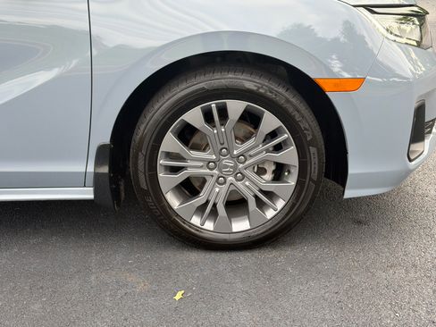 Certified 2025 Honda Odyssey Touring image 33