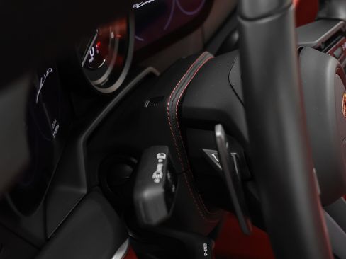 Certified 2024 Porsche 911 Carrera GTS RWD image 36
