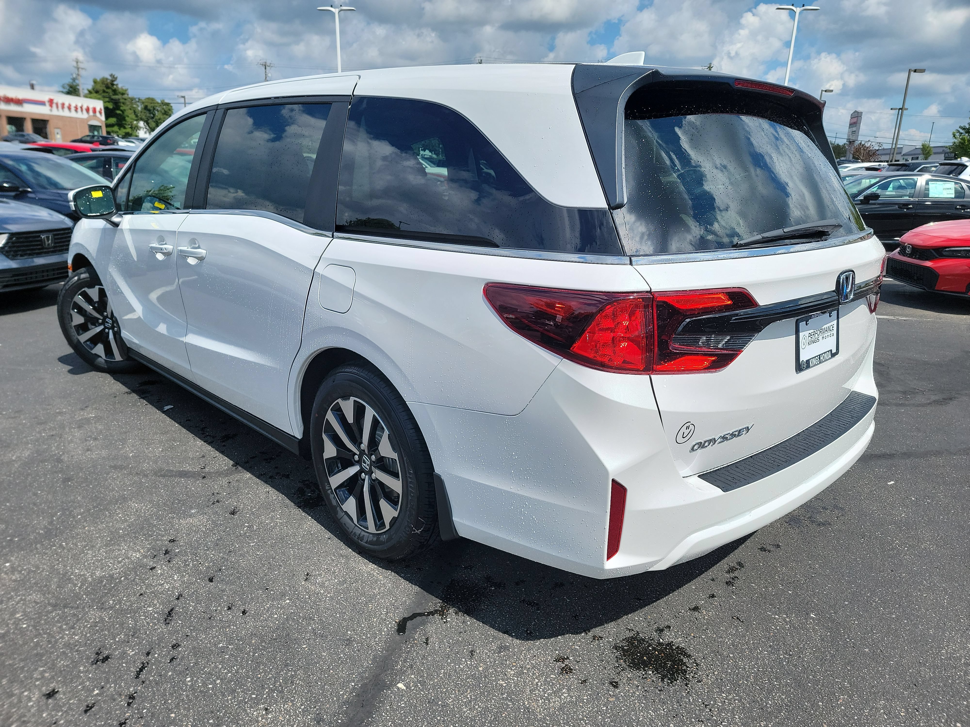 New 2027 Honda Odyssey EX-L image 17