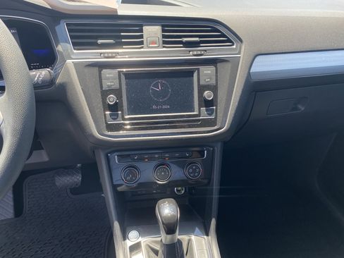 Used 2023 Volkswagen Tiguan S FWD image 13
