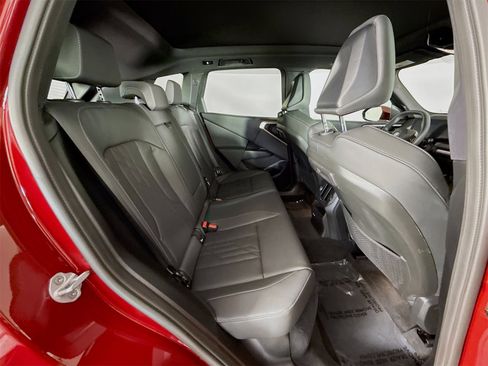 Used 2025 BMW X3 xDrive30i w/ Convenience Package image 32